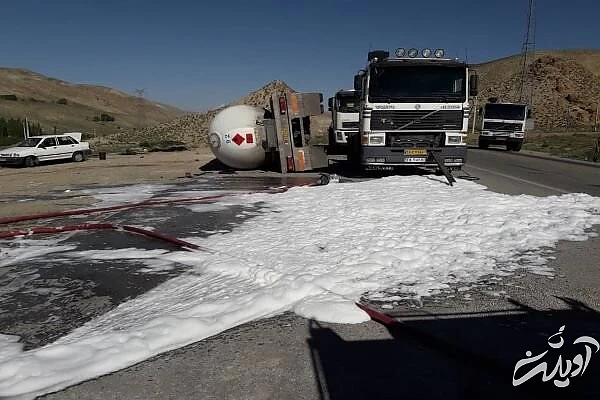 واژگونی تریلی حامل گاز«LPG» در محور فیروزکوه